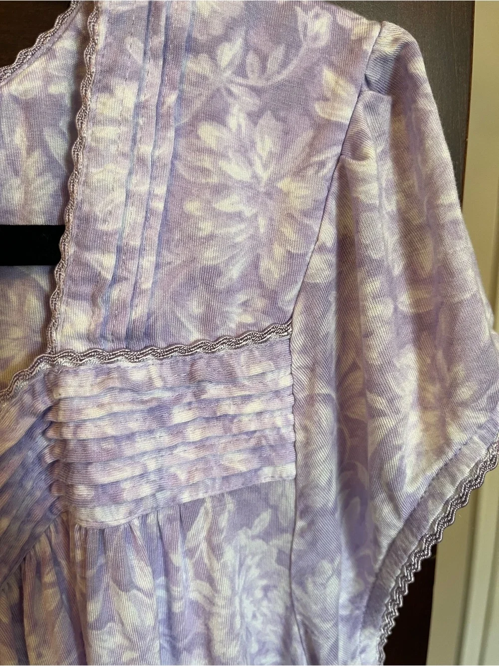 Eileen West Lilac Floral  Nightgown Large